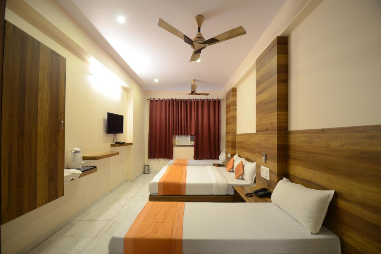 Hotel Metro Τζαϊπούρ Εξωτερικό φωτογραφία
